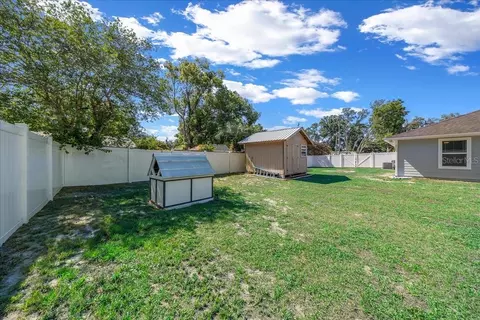 Exterior - 13 Teak Loop Pl, Ocala, FL 34472 photo 6 of 9