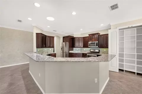 Kitchen - 8889 SW 86th Loop, Ocala, FL 34481 photo 2 of 5