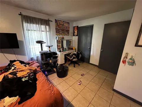 Bedroom - 601 NE 28th Ave, Ocala, FL 34470 photo 2 of 7