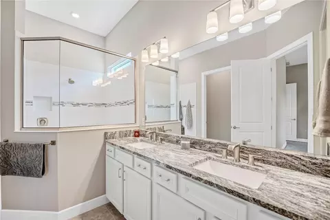 Bath - 9336 SW 56th Loop, Ocala, FL 34481 photo 1 of 4