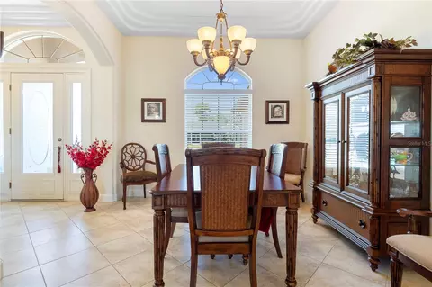 Dining - 6426 SE 10th St, Ocala, FL 34472 photo 2 of 3