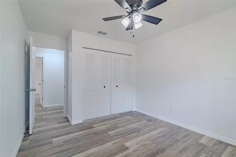Bedroom - 6875 NE 25th Ave, Ocala, FL 34479 photo 6 of 7