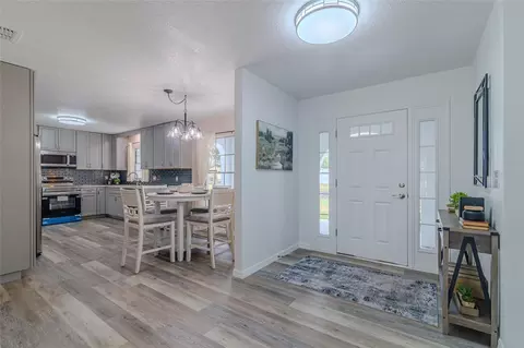 Entry Way - 6875 NE 25th Ave, Ocala, FL 34479 photo 3 of 5