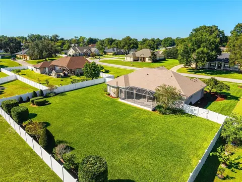View/Area - 3865 SE 52nd Ave, Ocala, FL 34480 photo 2 of 5