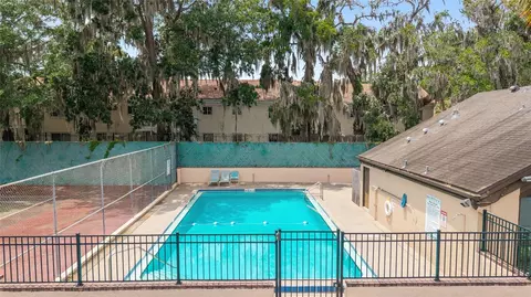 Exterior - 2415 NE 7th St #8, Ocala, FL 34470 photo 2 of 10