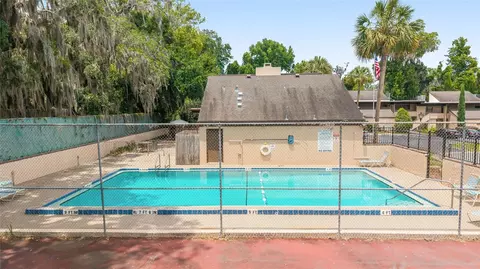 Exterior - 2415 NE 7th St #8, Ocala, FL 34470 photo 5 of 10