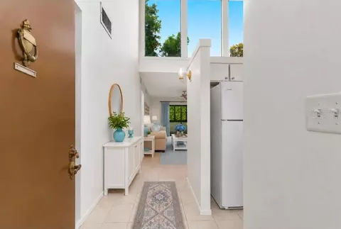 Entry Way - 2415 NE 7th St #8, Ocala, FL 34470 photo 1 of 6
