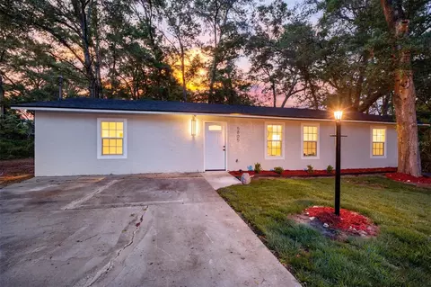 5805 NW 16th St, Ocala, FL 34482