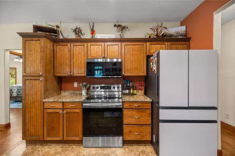 Kitchen - 538 NW 7th St, Williston, FL 32696 photo 4 of 5