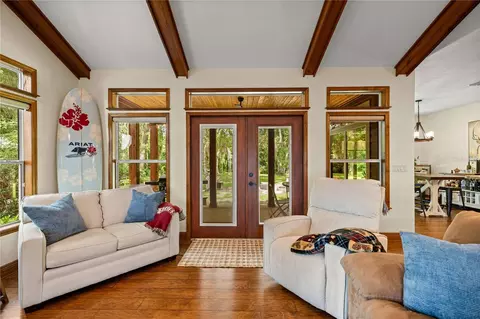 Entry Way - 538 NW 7th St, Williston, FL 32696 photo 2 of 3