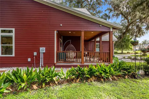 Exterior - 538 NW 7th St, Williston, FL 32696 photo 6 of 17