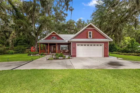Exterior - 538 NW 7th St, Williston, FL 32696 photo 5 of 17