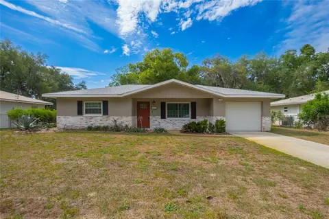 9302 E Redwood Pl, Inverness, FL 34450