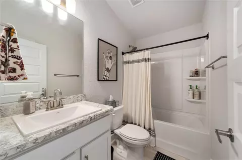 Bath - 4585 SE 25th Loop, Ocala, FL 34480 photo 4 of 4