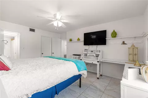 Bedroom - 628 Midway Dr #B, Ocala, FL 34472 photo 4 of 5