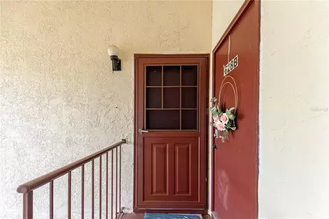 Entry Way - 628 Midway Dr #B, Ocala, FL 34472 photo 1 of 2