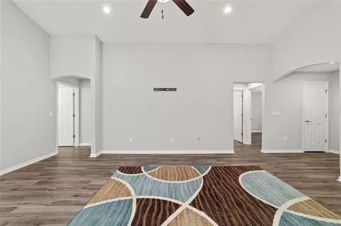 Living - 8941 SE 51st, Ocala, FL 34480 photo 4 of 6