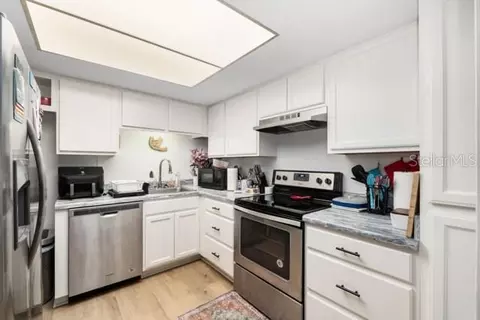 Kitchen - 631 Silver Pass #A, Ocala, FL 34472 photo 2 of 5