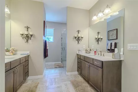 Bath - 9985 SW 88th Loop, Ocala, FL 34481 photo 4 of 4