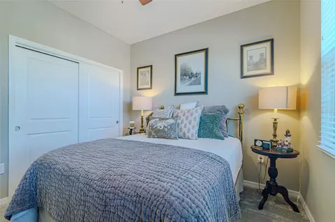 Bedroom - 9985 SW 88th Loop, Ocala, FL 34481 photo 2 of 4