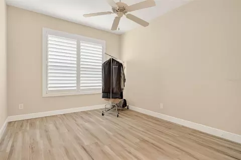 Bedroom - 842 W Silver Meadow Loop, Hernando, FL 34442 photo 4 of 6