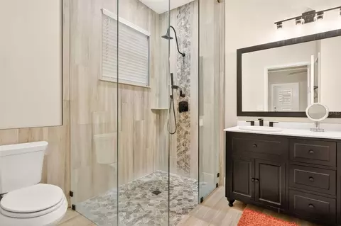 Bath - 842 W Silver Meadow Loop, Hernando, FL 34442 photo 3 of 4