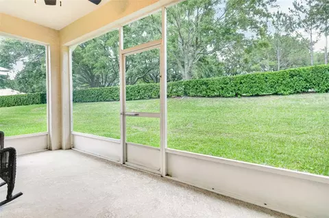 Exterior - 842 W Silver Meadow Loop, Hernando, FL 34442 photo 4 of 8