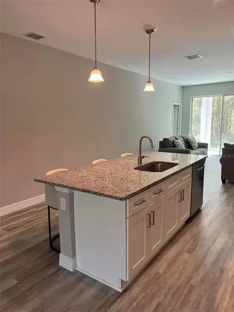 Kitchen - 524 E Avondale Dr, Dunnellon, FL 34434 photo 6 of 7
