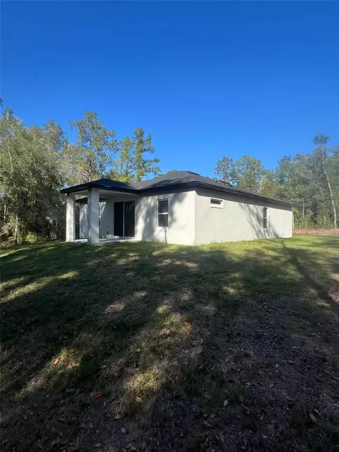 Exterior - 524 E Avondale Dr, Dunnellon, FL 34434 photo 1 of 3