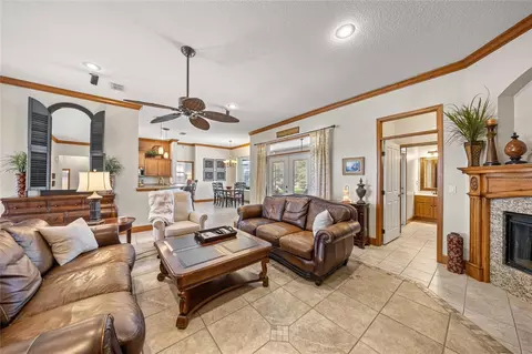 Living - 5248 SE 39th Loop, Ocala, FL 34480 photo 1 of 3
