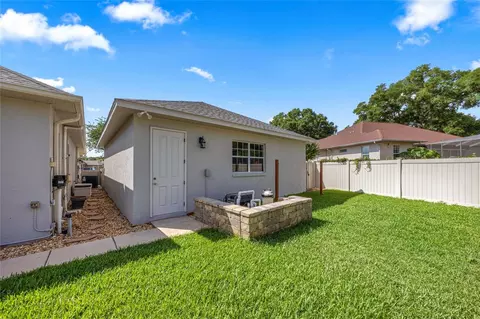Exterior - 5248 SE 39th Loop, Ocala, FL 34480 photo 16 of 19