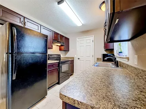 Kitchen - 3 Pine Track Pl, Ocala, FL 34472 photo 1 of 3