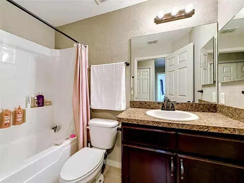 Bath - 3 Pine Track Pl, Ocala, FL 34472 photo 2 of 3