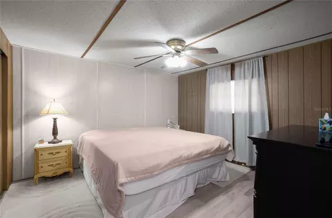 Bedroom - 4556 E Shorewood Dr, Hernando, FL 34442 photo 2 of 5