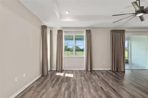 Living - 8837 SW 79th Loop, Ocala, FL 34481 photo 6 of 11