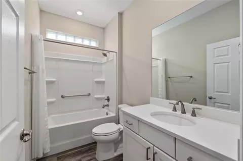 Bath - 8837 SW 79th Loop, Ocala, FL 34481 photo 6 of 6