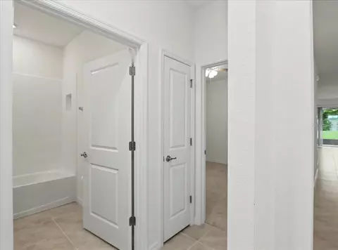 Entry Way - 6265 SW 88 Loop, Ocala, FL 34476 photo 4 of 8