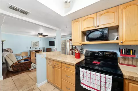 Kitchen - 749 Midway Dr #A, Ocala, FL 34472 photo 4 of 4