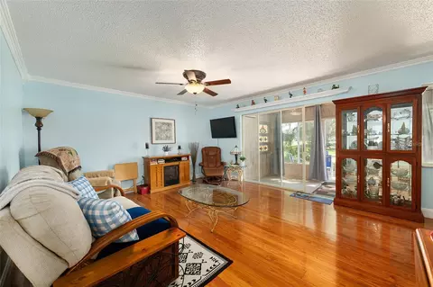 Living - 749 Midway Dr #A, Ocala, FL 34472 photo 1 of 4