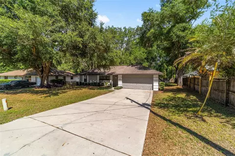 Exterior - 35 Pine Cir, Ocala, FL 34472 photo 11 of 14