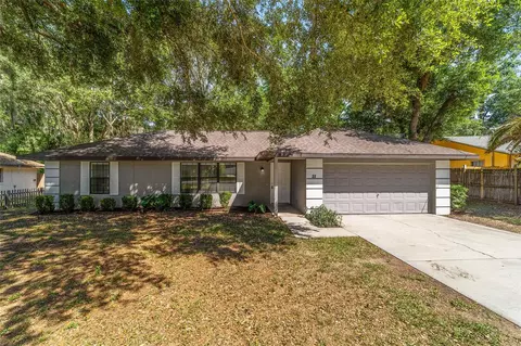 Exterior - 35 Pine Cir, Ocala, FL 34472 photo 9 of 14