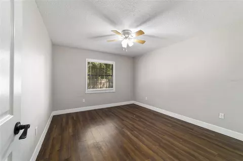 Bedroom - 35 Pine Cir, Ocala, FL 34472 photo 5 of 7