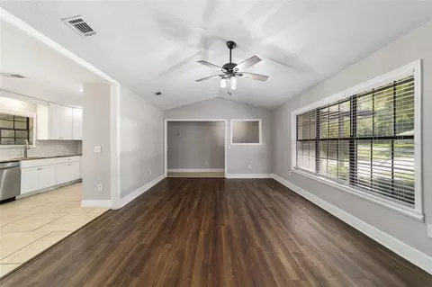 Living - 35 Pine Cir, Ocala, FL 34472 photo 6 of 8