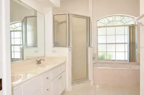 Bath - 7942 SW 103rd Loop, Ocala, FL 34476 photo 1 of 2