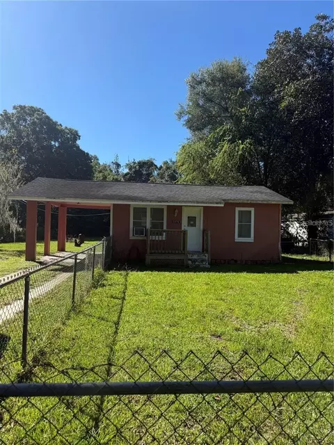 5976 SE 115th St, Belleview, FL 34420