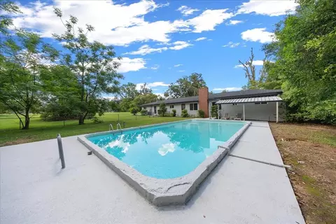 Exterior - 2333 E Fort King St, Ocala, FL 34471 photo 6 of 18