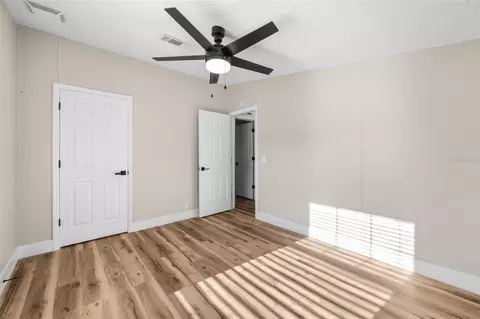 Bedroom - 11330 NE 84th Ct, Bronson, FL 32621 photo 5 of 6