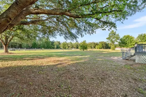 Exterior - 11330 NE 84th Ct, Bronson, FL 32621 photo 11 of 12