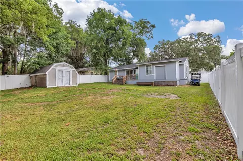 Exterior - 1302 SE Sanchez Ave, Ocala, FL 34471 photo 13 of 15