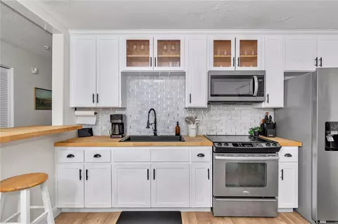 Kitchen - 1302 SE Sanchez Ave, Ocala, FL 34471 photo 1 of 6